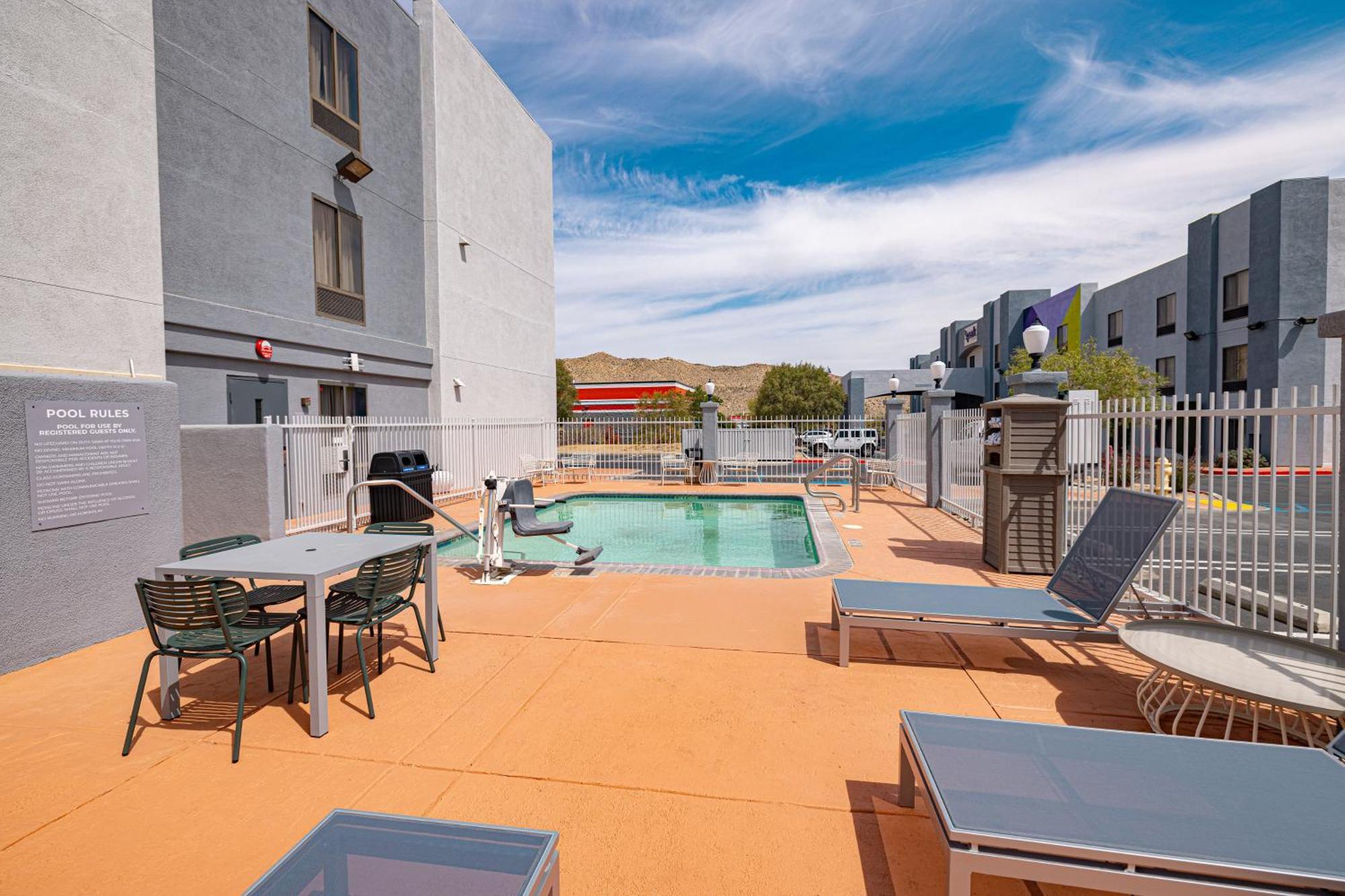 Surestay Plus Hotel By Best Western Yucca Valley Joshua Tree Kültér fotó